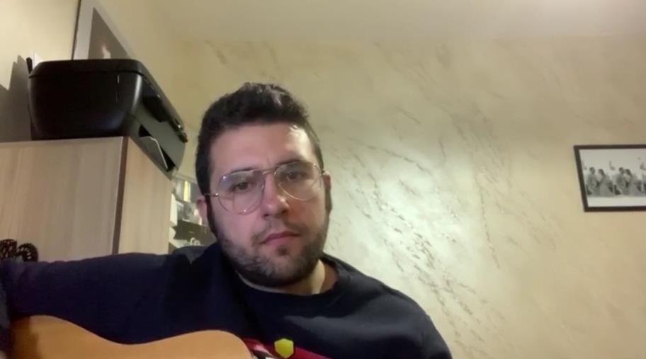 #iorestoacasa. Dasco dedica a La Nuova Calabria una versione esclusiva del suo nuovo singolo "Senza dire niente" images #iorestoacasa. Dasco dedica a La Nuova Calabria una versione esclusiva del suo nuovo singolo "Senza dire niente"