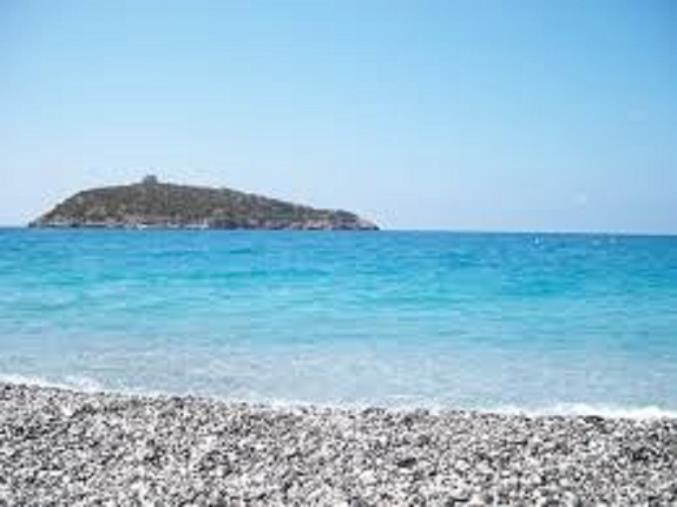 Aggrediva e picchiava la moglie, arrestato images Aggrediva e picchiava la moglie, arrestato