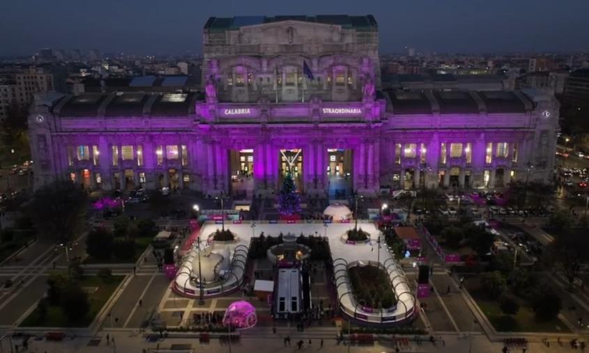 La Regione spende oltre 2 milioni per illuminare la stazione di Milano, Cgil: “Spesa scandalosa” images La Regione spende oltre 2 milioni per illuminare la stazione di Milano, Cgil: “Spesa scandalosa”