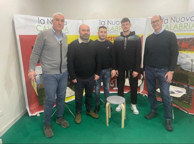 Il Processo Giallorosso. Catanzaro a caccia della vetta: in studio con Rolando (SEGUI LA DIRETTA) images Il Processo Giallorosso. Catanzaro a caccia della vetta: in studio con Rolando (SEGUI LA DIRETTA)