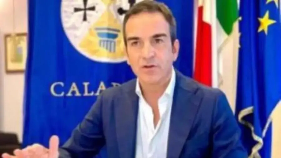 Occhiuto tra i governatori più amati, coordinamento provinciale di FI: “Presidente, vada avanti portando a compimento il lavoro avviato" images Occhiuto tra i governatori più amati, coordinamento provinciale di FI: “Presidente, vada avanti portando a compimento il lavoro avviato"