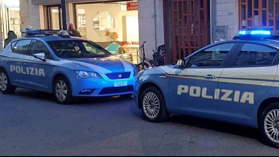 Crotone, la Polizia partecipa alla giornata dell’adesione a Cirò images Crotone, la Polizia partecipa alla giornata dell’adesione a Cirò
