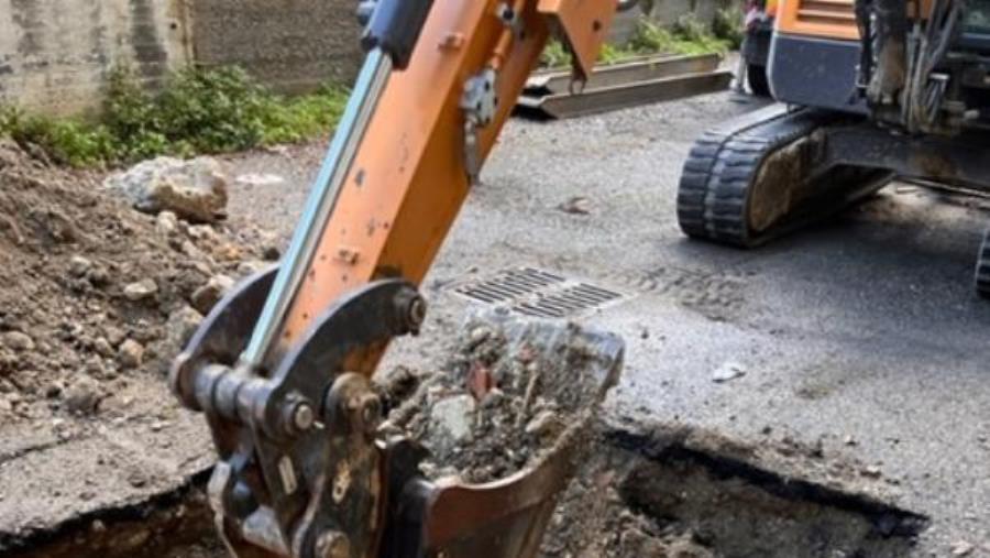 images Multipiano Politeama, Veraldi e Arcuri: "Eliminate le infiltrazioni d'acqua, adesso fra 40 e 80 posti auto"
