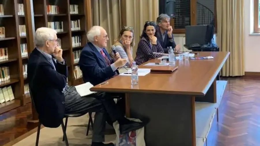 images Gutenberg XX, Repubblica, Democrazia e Impero: studenti a confronto con lo scrittore Corbino