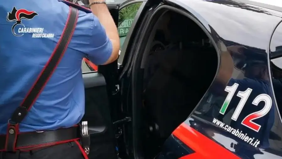 images Melito Porto Salvo, droga e rifiuti illeciti: serrati controlli dei carabinieri