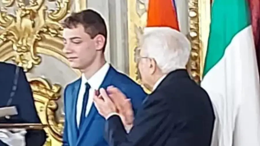images Mattarella nomina “Alfiere della Repubblica” il giovane calabrese Francesco Spataro