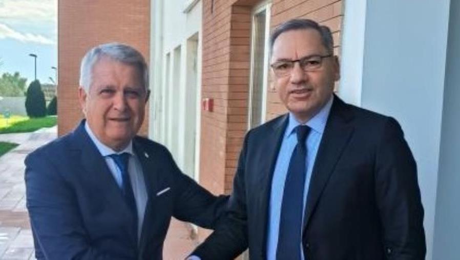 Arpacal, il nuovo commissario Errigo: “Sono ritornato per la mia Calabria. Ho ereditato un lavoro eccellente” images Arpacal, il nuovo commissario Errigo: “Sono ritornato per la mia Calabria. Ho ereditato un lavoro eccellente”