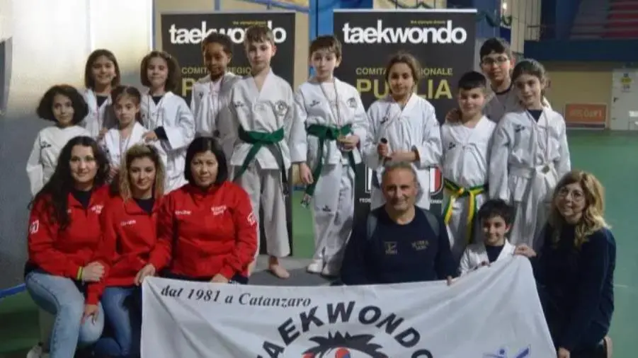 Catanzaro, Aischa Olivadoti medaglia d’oro di combattimenti FITA a Bari images Catanzaro, Aischa Olivadoti medaglia d’oro di combattimenti FITA a Bari