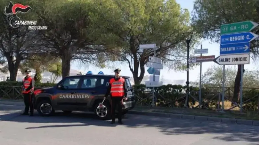 images Motta San Giovanni, nascondeva cartucce in una borsa: denunciato