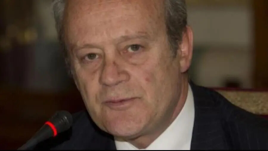 Antoniozzi (FdI): "Catanzaro e Reggio città scolorite"
images Antoniozzi (FdI): "Catanzaro e Reggio città scolorite"