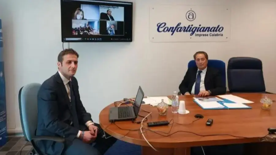 images Nel 2023 il Pil rallenta, prospettive e criticità per le imprese calabresi in un webinar di Confartigianato 