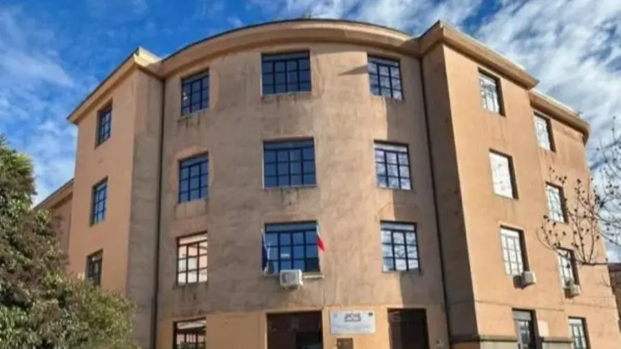 Catanzaro, il "De Nobili" a sostegno dei propri alunni per la scelta di una facoltà universitaria images Catanzaro, il "De Nobili" a sostegno dei propri alunni per la scelta di una facoltà universitaria