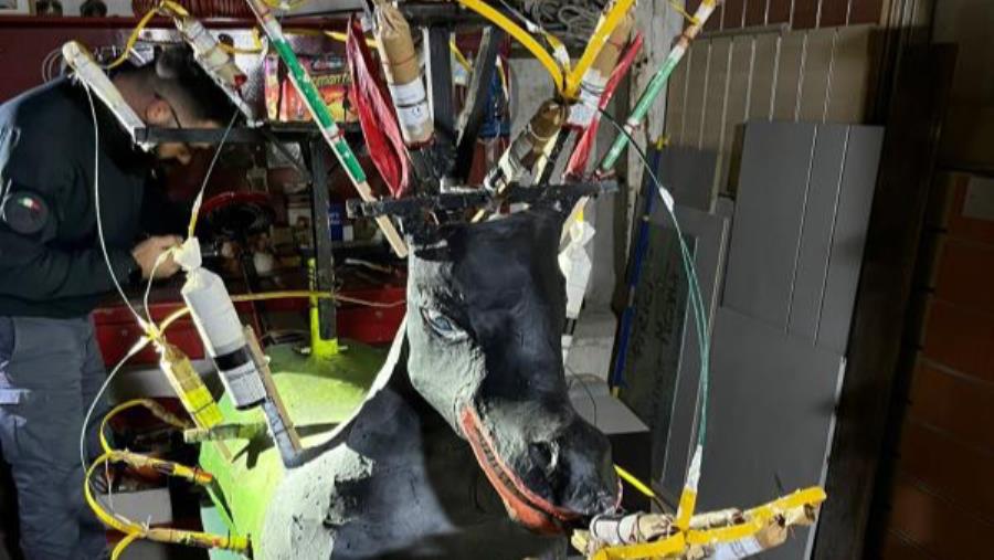 Vibo, deteneva abusivamente 2 quintali di artifizi pirotecnici: denunciato images Vibo, deteneva abusivamente 2 quintali di artifizi pirotecnici: denunciato
