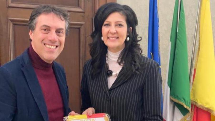 images Il Console Onorario del Brasile a Catanzaro: incontro al Comune con Fiorita