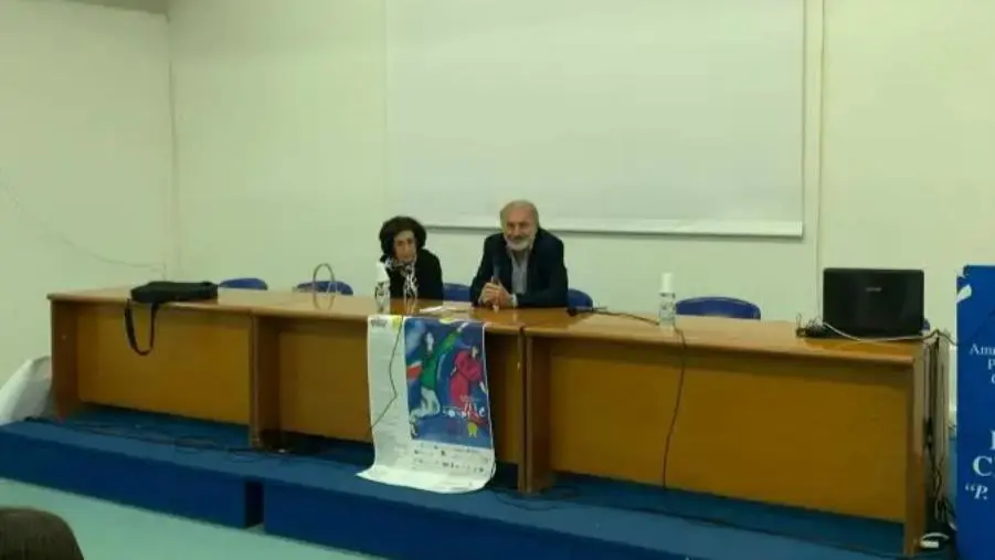 images Gutenberg XX, pseudoscienza e fake news: studenti a confronto con lo scrittore Fuso
