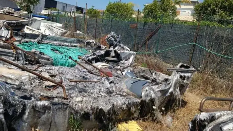 images Cantiere nautico abusivo a Catanzaro Lido: sequestrata area demaniale sul Lungomare