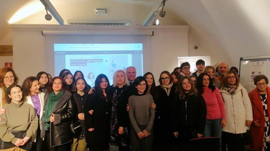 images Giornata delle donne e delle ragazze nella scienza, a Catanzaro il  Soroptimist e l'Università incontrano gli studenti 