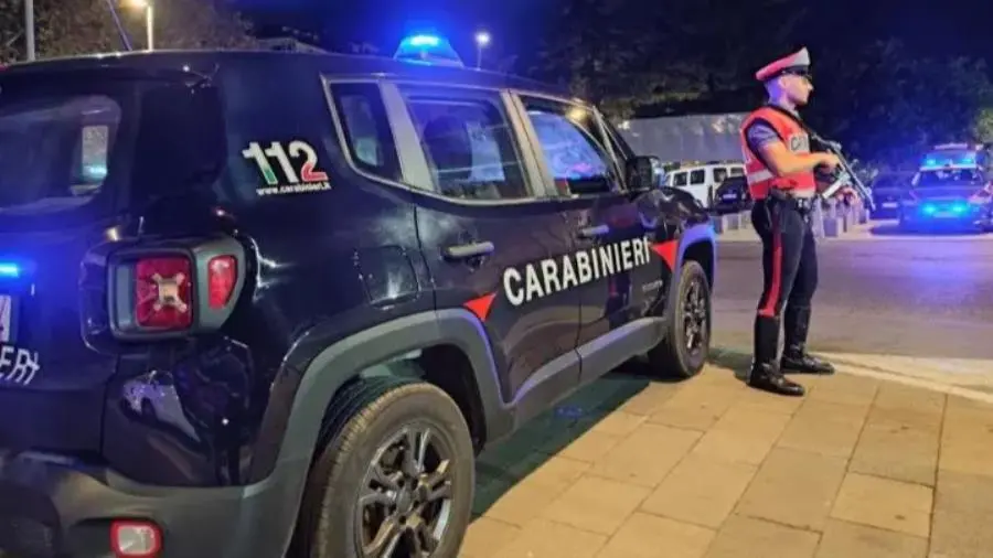 Catanzaro, controlli antidroga nella settimana di Ferragosto: un arresto e sequestro di hashish e cocaina images Catanzaro, controlli antidroga nella settimana di Ferragosto: un arresto e sequestro di hashish e cocaina