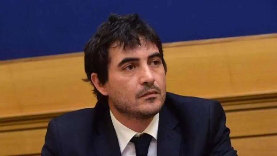 Ponte sullo Stretto, Fratoianni a Reggio: "Immane spreco di risorse pubbliche" images Ponte sullo Stretto, Fratoianni a Reggio: "Immane spreco di risorse pubbliche"