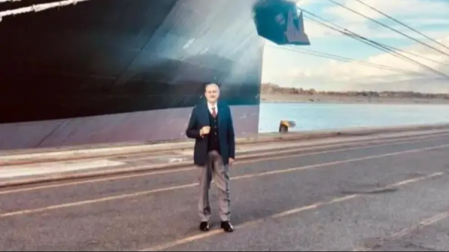 images La nuova MSC Celestino Maresca nel porto di Gioia Tauro, la soddisfazione di Soriero