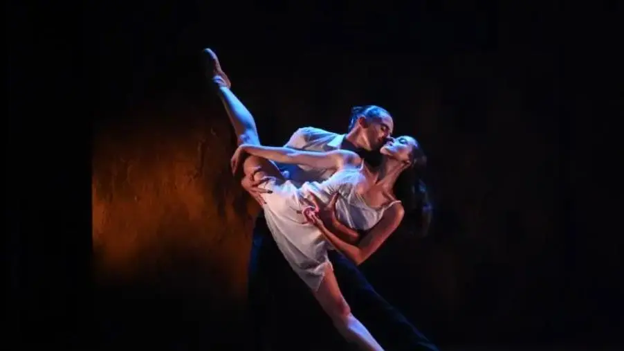 AMA Calabria: “Giulietta e Romeo” arriva a Catanzaro, Lamezia e Palmi con il Balletto di Roma images AMA Calabria: “Giulietta e Romeo” arriva a Catanzaro, Lamezia e Palmi con il Balletto di Roma