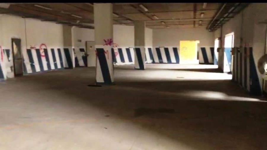 images Catanzaro, pulito il piano terra del parcheggio del Politeama: ospiterà 35 posti auto  