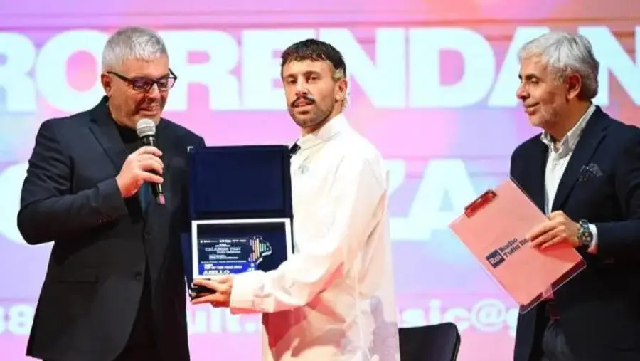 images Grande successo per la prima del "Calabria Fest tutta Italiana" al Rendano di Cosenza