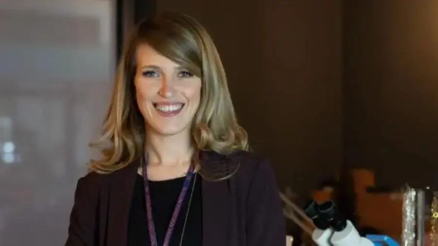 Orafa calabrese selezionata per il Maison & Objet: Rosa Pulerà a Parigi per la fiera internazionale su design e artigianato images Orafa calabrese selezionata per il Maison & Objet: Rosa Pulerà a Parigi per la fiera internazionale su design e artigianato