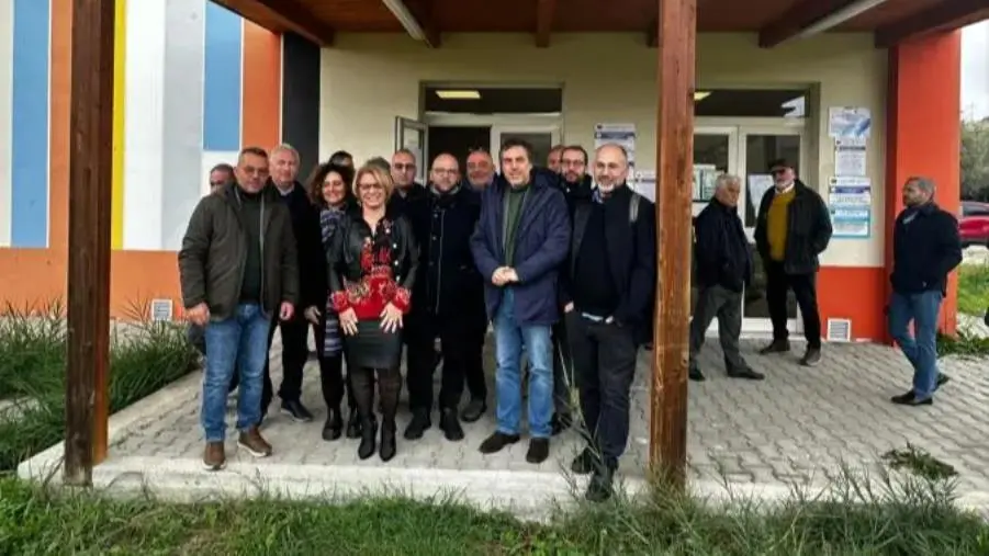 images Catanzaro, al via i lavori di completamento della scuola media di Santo Janni