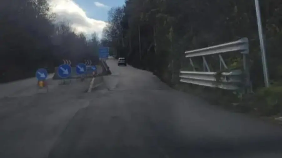 Statale 283, Anas lavora per sistemarla: la soddisfazione del circolo Pd di Fagnano Castello images Statale 283, Anas lavora per sistemarla: la soddisfazione del circolo Pd di Fagnano Castello