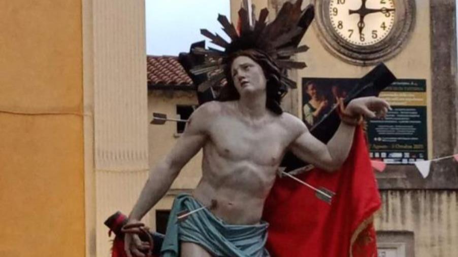 images Taverna, comunità in festa per il suo patrono tra fede, cultura e tradizione