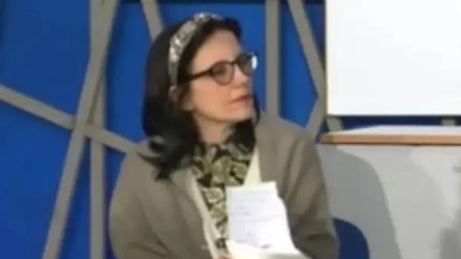 Il lametino Tonino Spena dona il suo libro all'IC "Gatti Manzoni Augruso" images Il lametino Tonino Spena dona il suo libro all'IC "Gatti Manzoni Augruso"