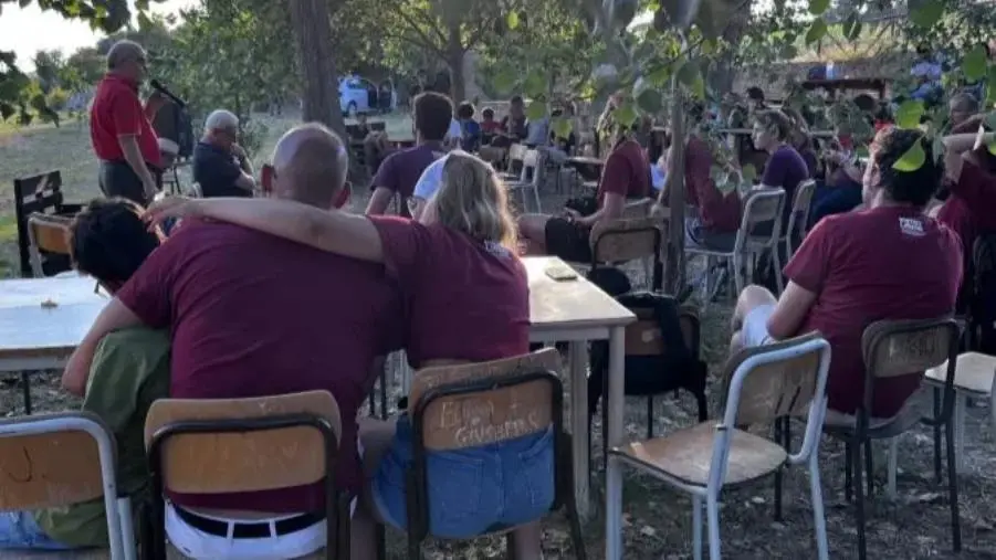 images Campi della legalità, Carlino e Pagano in visita preso un bene confiscato alla 'ndrangheta