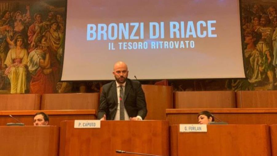 images Docufilm Bronzi Riace, il vicepresidente Caputo: "Opere cha aiutano la Calabria in chiave Euro-Mediterranea"
