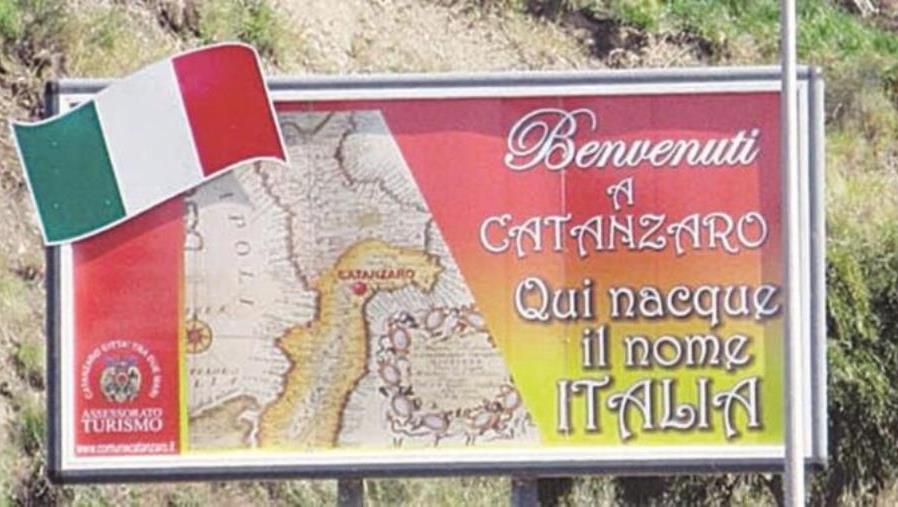 Premio "Prima Italia" il 21 giugno a Davoli: vince chi diffonde il mito di Re Italo images Premio "Prima Italia" il 21 giugno a Davoli: vince chi diffonde il mito di Re Italo
