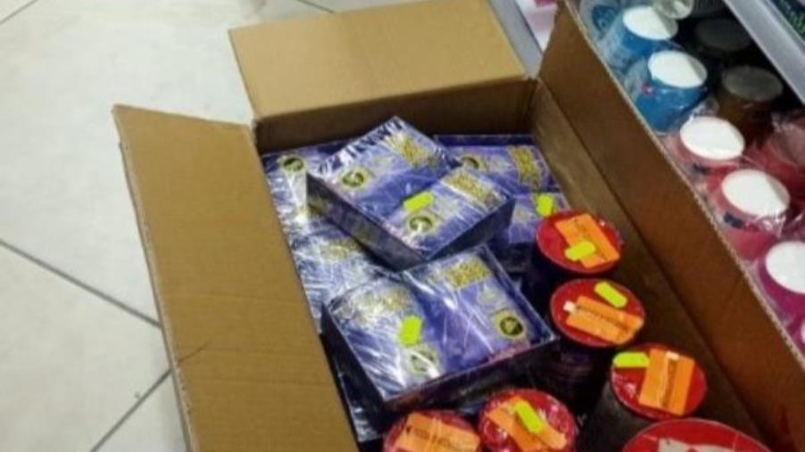 images Sequestrati a Cutro 200 kg di botti illegali: denunciato un commerciante cinese