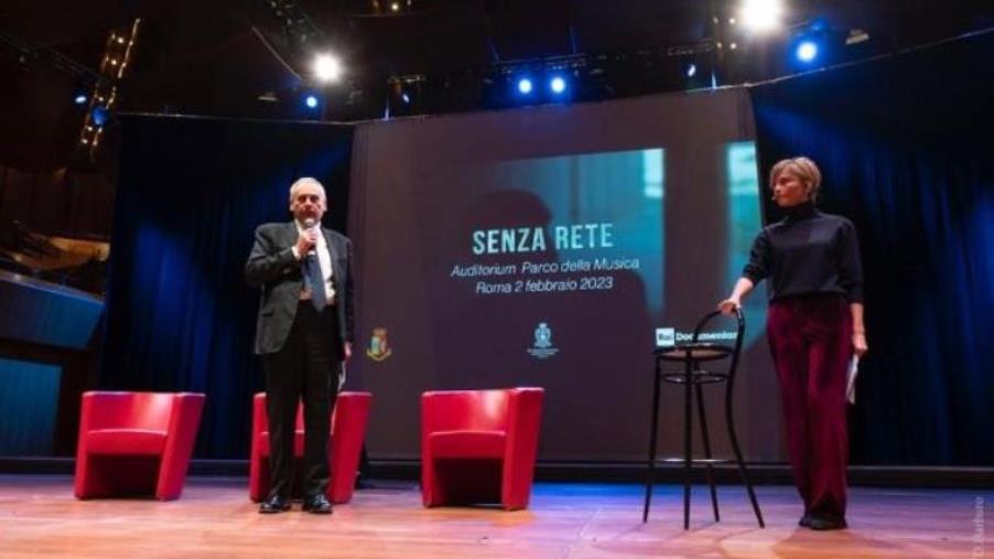 “Senza rete”, il docufilm sul cyberbullismo prodotto da Polizia e Rai Documentari images “Senza rete”, il docufilm sul cyberbullismo prodotto da Polizia e Rai Documentari