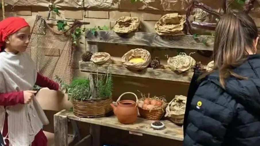 images Gallico, la scuola primaria diventa “presepe vivente” (FOTO)