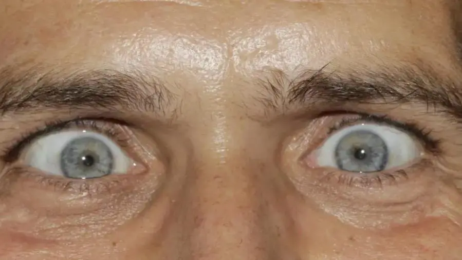 images 'Senza voce'/2: nella rubrica di Marco Azzarito Cannella "Una vita di ordinaria follia"