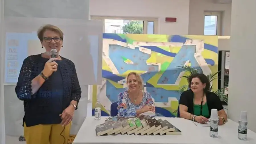 images Chiaravalle centrale, presentati i due libri della scrittrice catanzarese Maria Primerano