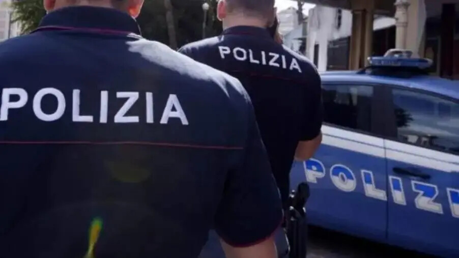 Spacciava hashish e cocaina: in arresto 18enne a Catanzaro images Spacciava hashish e cocaina: in arresto 18enne a Catanzaro