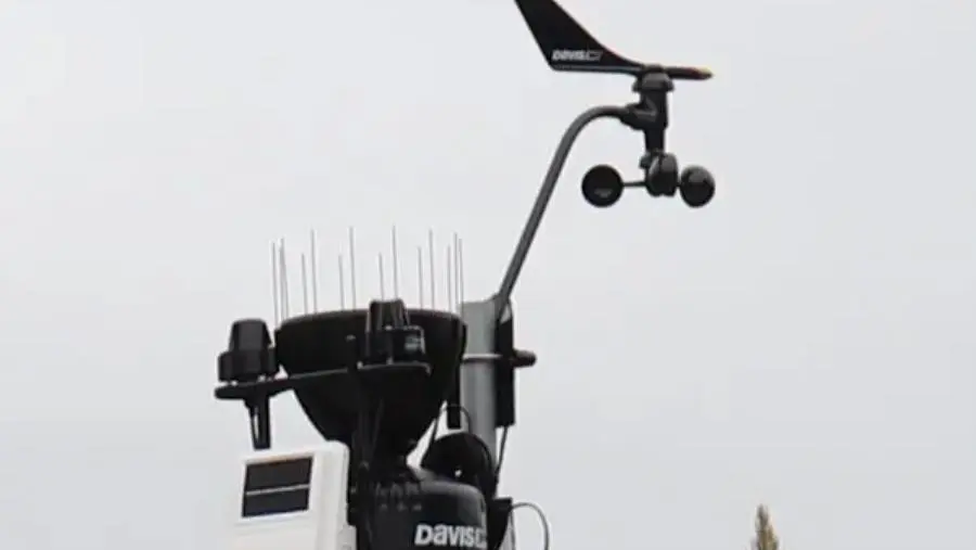 images Chiaravalle, installata una stazione meteo all'Istituto Professionale per l'Agricoltura