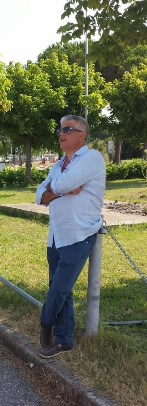 Amici e colleghi dicono addio a Franco Nicoletti, medico catanzarese di 64enne morto improvvisamente images Amici e colleghi dicono addio a Franco Nicoletti, medico catanzarese di 64enne morto improvvisamente