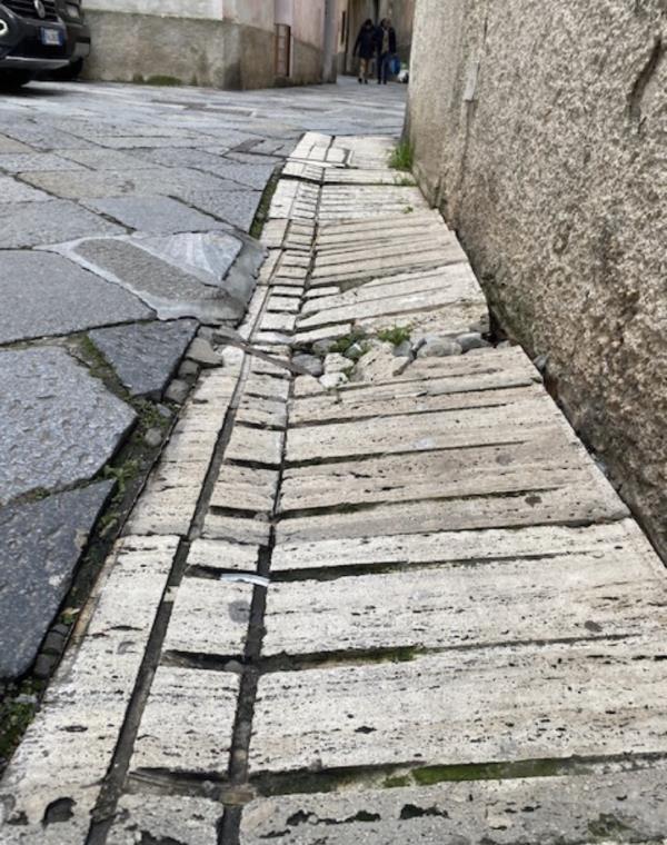 Catanzaro, via S. Maria del Mezzogiorno sarà riqualificata: il Comune ha già stanziato 110.000 euro images Catanzaro, via S. Maria del Mezzogiorno sarà riqualificata: il Comune ha già stanziato 110.000 euro