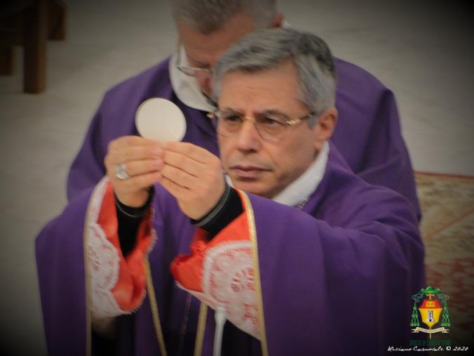 L’allarme del vescovo Schillaci: “Maggiore attenzione all’ospedale di Lamezia Terme” images L’allarme del vescovo Schillaci: “Maggiore attenzione all’ospedale di Lamezia Terme”