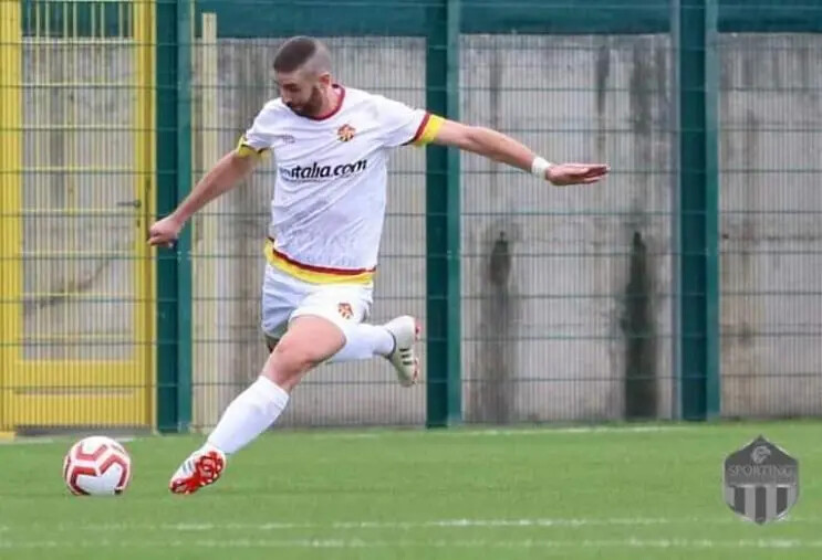 Difesa dello Sporting Lido al sicuro con i rinnovi di Folino, De Masi e Menniti images Difesa dello Sporting Lido al sicuro con i rinnovi di Folino, De Masi e Menniti