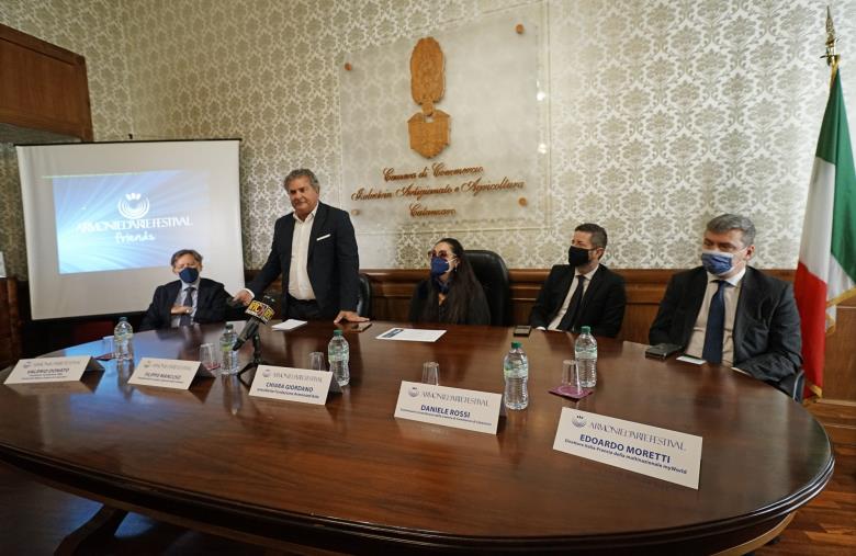 images Catanzaro, “La Cultura Paga”: nel meeting di "Armonie d'arte" ribadita la necessità di creare rete per la crescita del settore