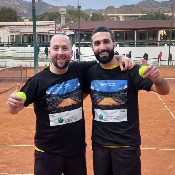 Tennis, il sogno del Foro italico si avvera: Grillo e Staglianò della Calabria Swim Race accedono alla fase nazionale images Tennis, il sogno del Foro italico si avvera: Grillo e Staglianò della Calabria Swim Race accedono alla fase nazionale