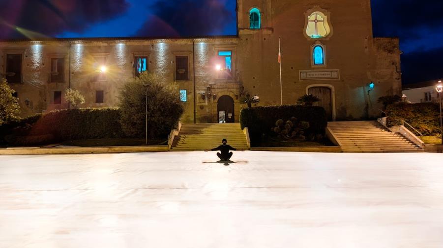 images Ad Altomonte il più grande disegno del mondo, l'artista Fra! alla conquista del Guinness world record  