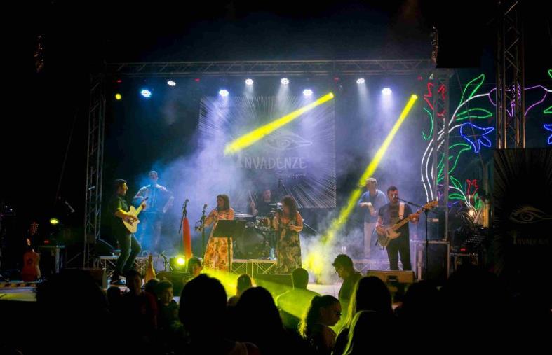 images Emergenza rifiuti a Lamezia, il M5S: "Si paga il mancato decollo differenziata"